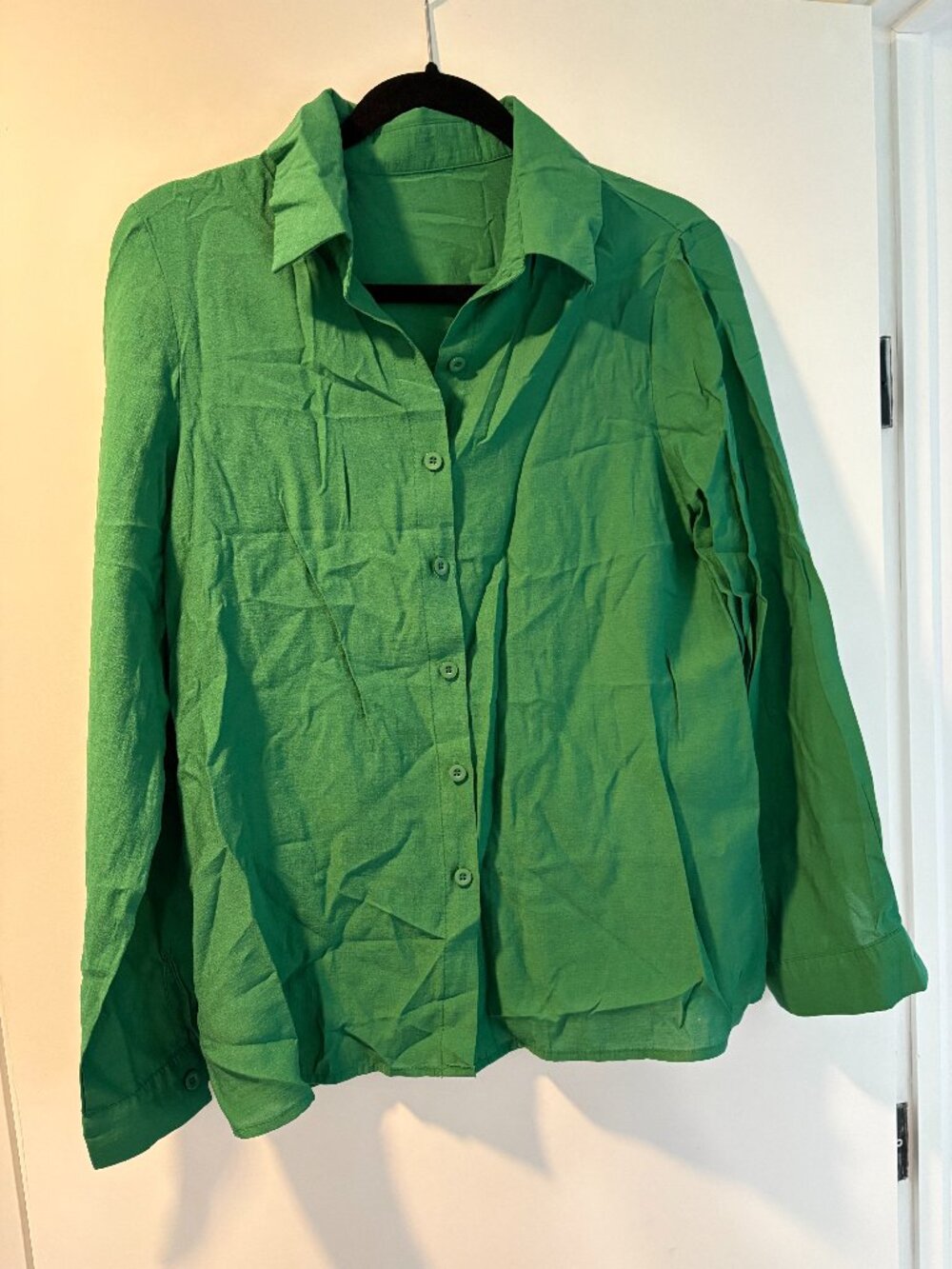 Shein Green Button Up Shirt Long Sleeve Relaxed Fit Size M